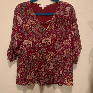 Medium DR2 tunic with nice ruffle detail at the bottom